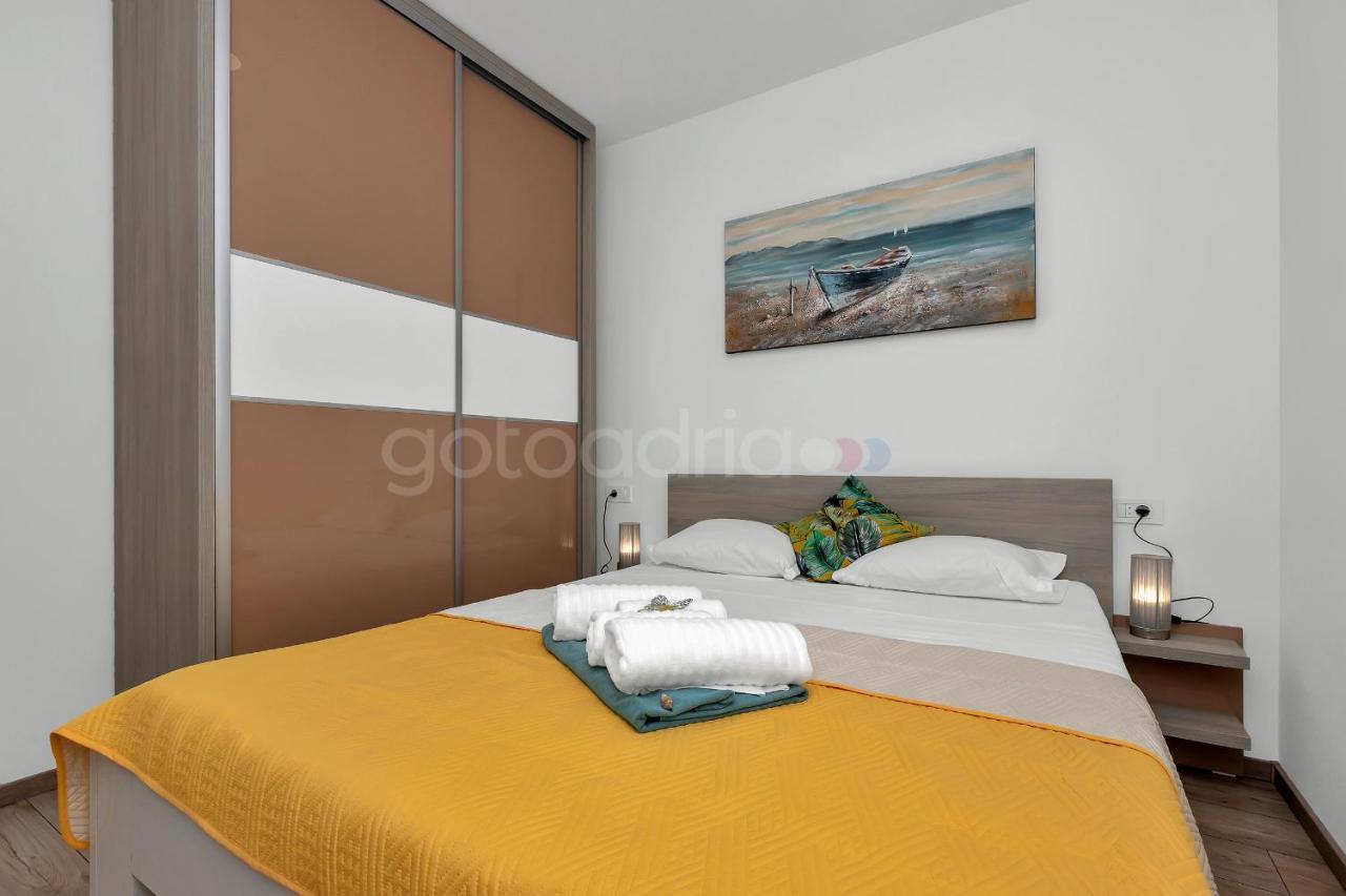 Luxury Apartment Poseidon - Free Beach Parking Makarska Buitenkant foto