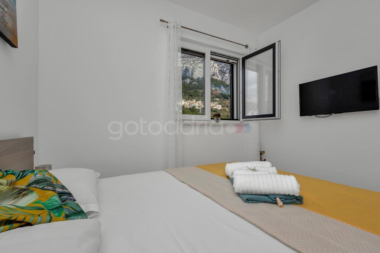 Luxury Apartment Poseidon - Free Beach Parking Makarska Buitenkant foto